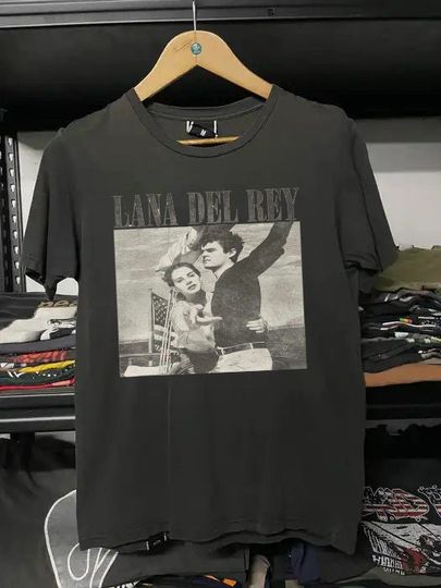 Discover Lana del Rey Vintage T-shirt