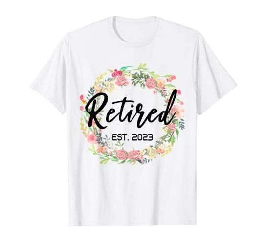 Discover Awesome Retired 2023 Shirt Funny Retirement Women Gift T-Shirt