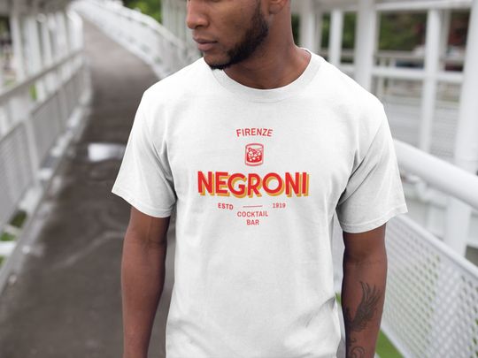 Discover Negroni Cocktail Bar - Unisex T-shirt