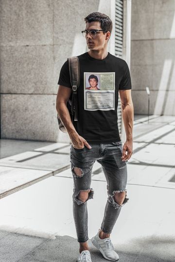 Discover Green Card by Tony Montana- Replica- Scarface T-Shirt