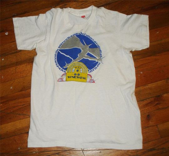 Discover 1975 JEFFERSON STARSHiP T Shirt
