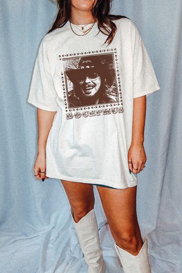 Discover Hank Williams Jr  Vintage Faded Style Fan shirt