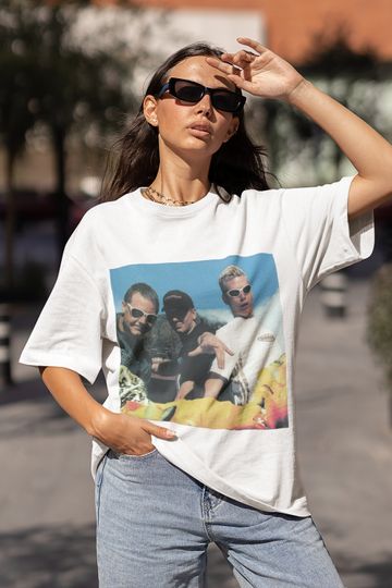 Discover B.lin.k 182 Young Shirt, Vintage B.lin.k 182 Shirt, B.lin.k 182 World Tour Shirt, Arrow Smiley Tee