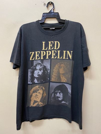 Discover Vintage 90s LE.D ZE.PP.ELIN Bandtee shirt