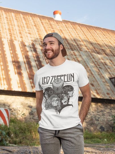 Discover Unisex | LE.D ZE.PP.ELIN | T-shirt | Stairway To Heaven