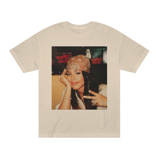 Discover Aaliyah Aesthetic Classic Tee