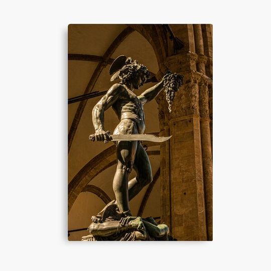 Discover Perseus Holding the Head of Medusa - Sculptures Canvas