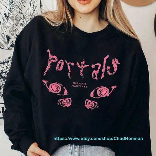 Discover Vintage Melanie Martinez Unisex Shirt, American Singer shirt, Portal Merch Sweatshirt