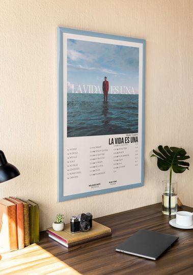 Discover Myke Towers - La Vida Es Una Album Cover Poster