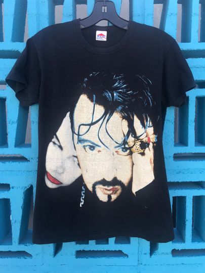Discover Vintage Eurythmics 1989 World Revival Tour Womens Babydoll Cut T Shirt
