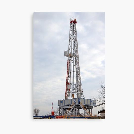 Discover land oil drilling rig heavy industry Canvas