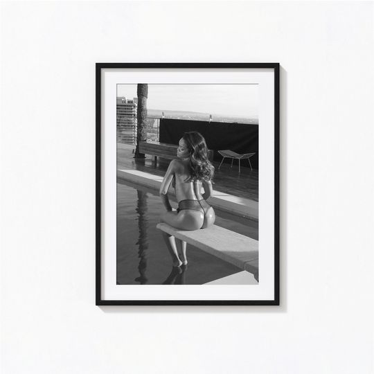 Discover Rihanna Posters