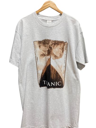 Discover Vintage 90's Titanic Movie Promo Tee