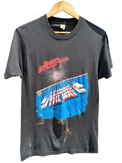 Discover Vintage 80's Team Snap-On T-shirt