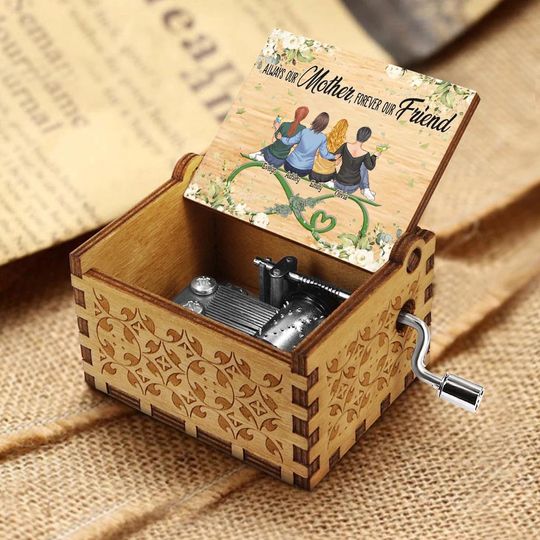 Discover Always My Mother - Personalized Mother's Day Mother Hand Crank Music Box