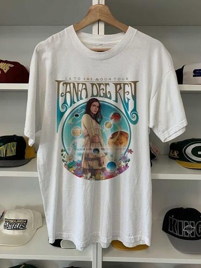 Discover Lana Del Rey Lato The Moon Tour Vintage Unisex 2023 T-shirt,