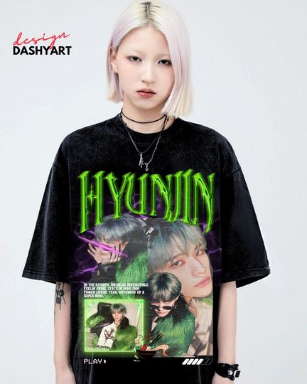 Discover Stray Kids Hyunjin T-Shirt - 5 Star Merch