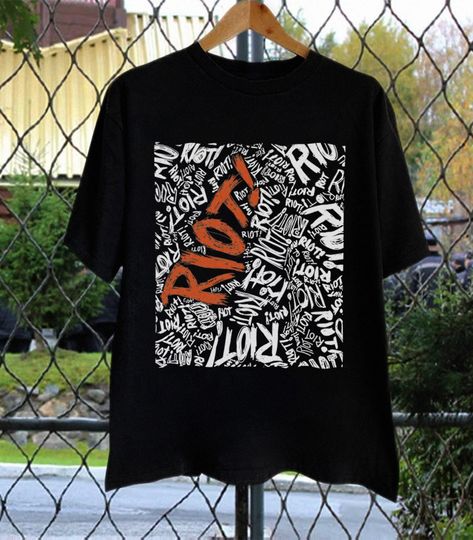 Discover Paramore Doodle Art Shirt, Vintage Paramore Album Lyrics Merch T-Shirt