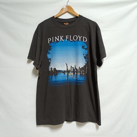 Discover Band Tshirt vintage style