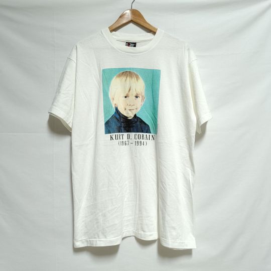 Discover Kurt cobain Tshirt vintage style