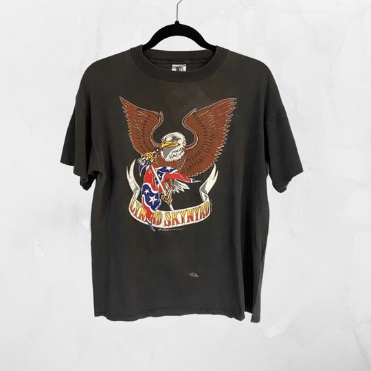 Discover Vintage Lynyrd Skynyrd 1994 Endangered Species Tour T Shirt