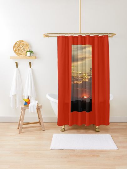 Discover Rosso tramonto | Shower Curtain