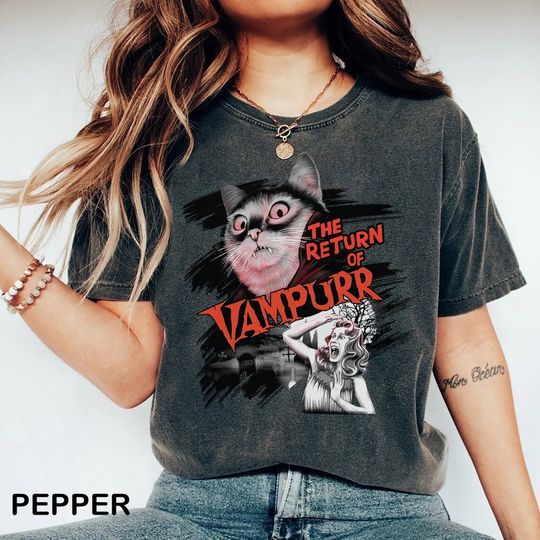 Discover The Return of the Vampurr Shirt, Funny Vampurr Shirt, Dracula Cat Shirt, Halloween Cat Mom Shirt