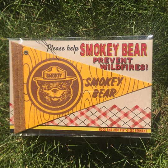 Discover SMOBEAR small felt pennant round