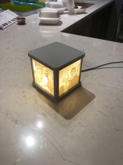 Discover Custom USB Lithophane Light Box