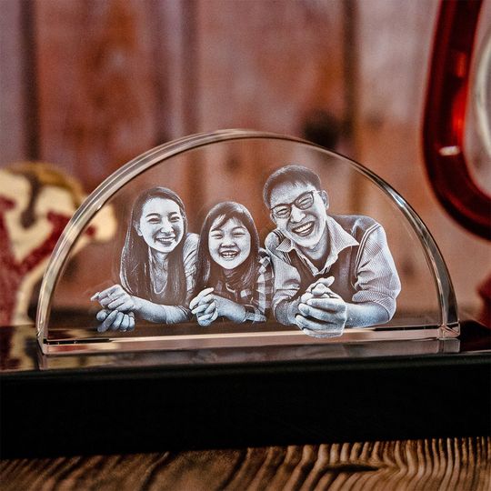 Discover Personalized 3D Laser Gifts for Mother's Day - Custom Engraved Picture