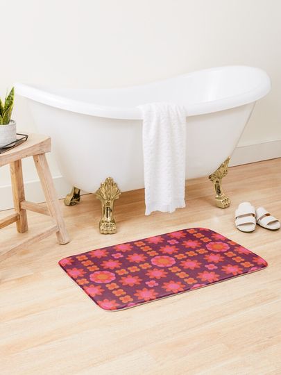 Discover Daisy chain night | Bath Mat