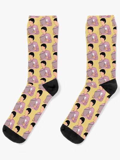 Discover Heartstopper - Charlie in pink sweatshirt with a heart | Socks