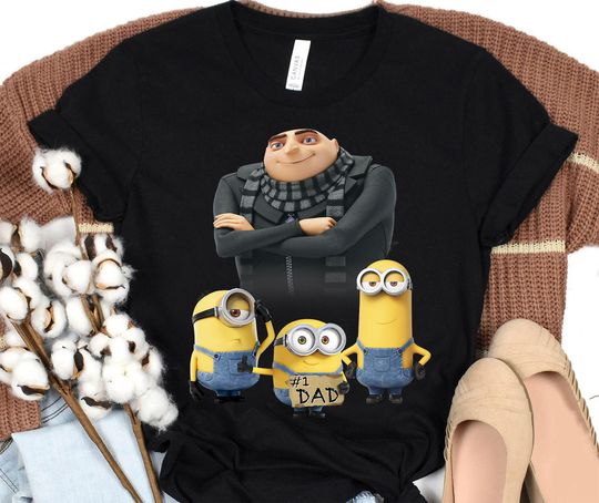 Discover Despicable Me Minions Father's Day 1 Dad Cardboard Sign T-Shirt