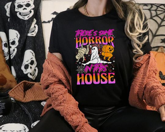 Discover Meme Theres Some Horrors In This House Funny T-Shirt, Halloween T-Shirt, Spooky T-Shirt