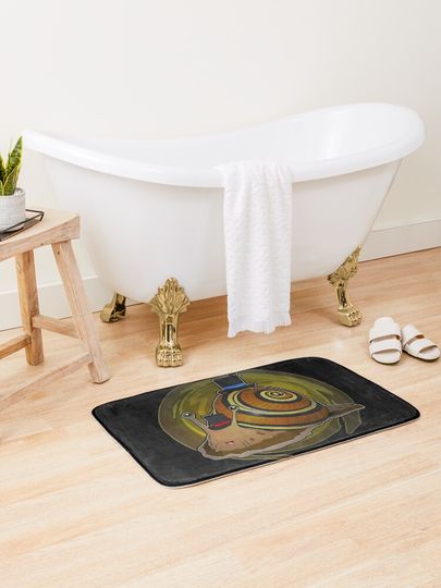 Discover Snail of many hats | Bath Mat