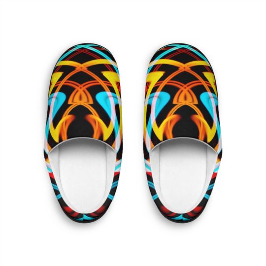 Discover Women's Indoor Slippers