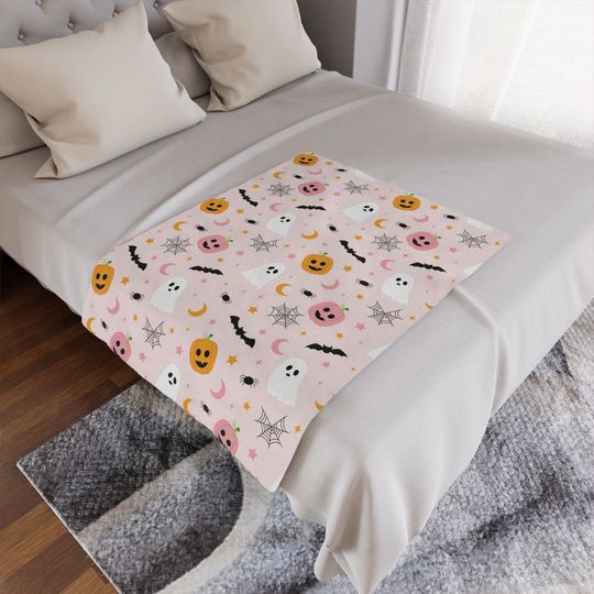 Discover Halloween Cute Ghost Pattern Throw Blanket