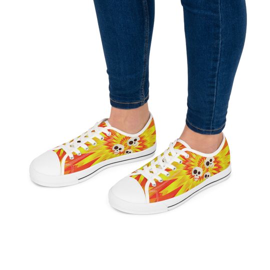 Discover Halloween Orange and Yellow Tye Dye Skull Women's Low Top Sneakers