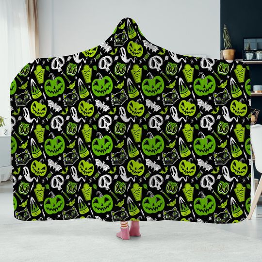 Discover Halloween Jack-O-Lantern, Skulls, Ghosts Hooded Blanket
