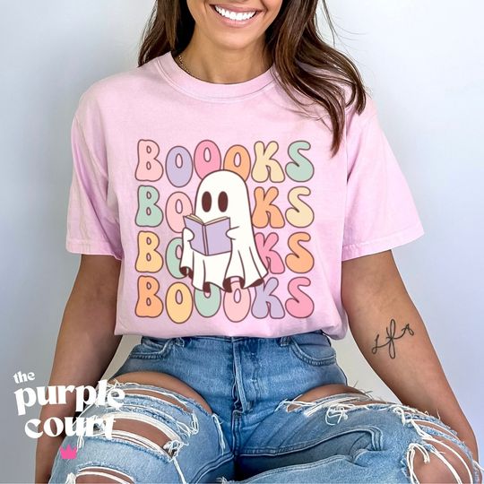 Discover Spooky Boooks Ghost Halloween T-Shirt for Book Lovers Librarians or Teachers