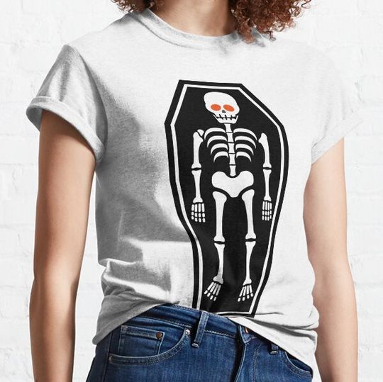 Discover skeleton halloween T-shirts
