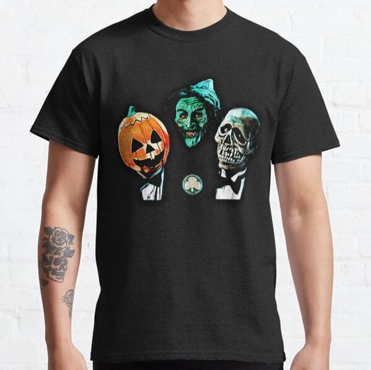 Discover Silver shamrock masks - Halloween 3 T-shirts