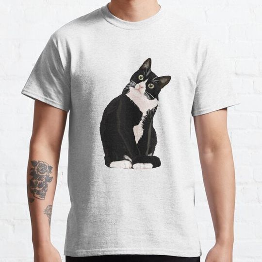 Discover Black Cat T-shirts