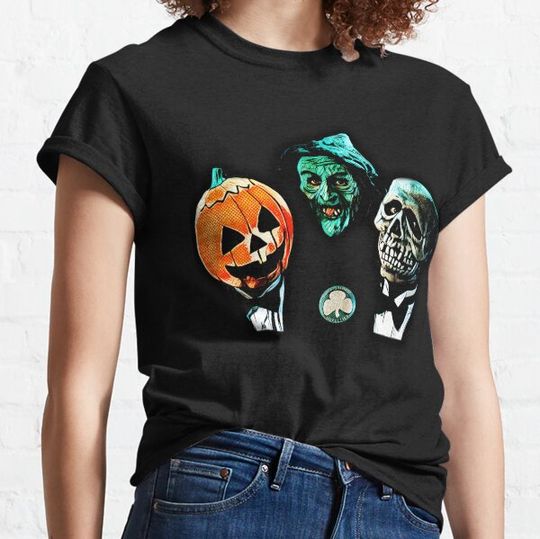 Discover Silver shamrock masks - Halloween 3 T-shirts