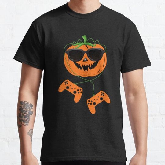 Discover halloween jack o lantern game T-shirts