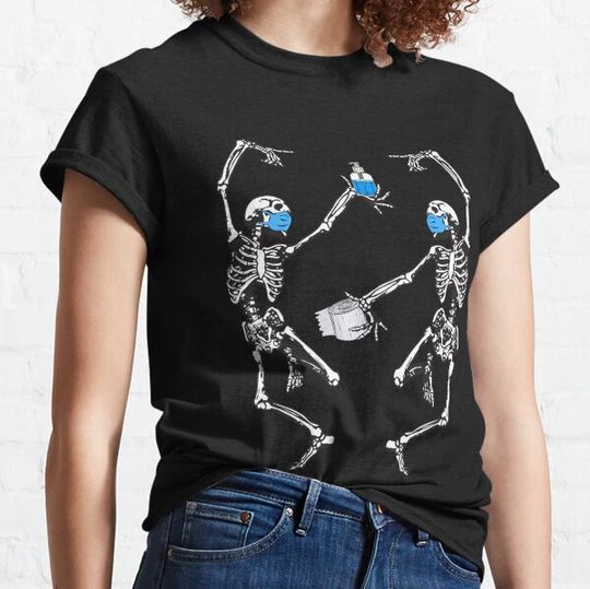 Discover Happy Halloween Party Dancing Skeletons Halloween Funny T-shirts