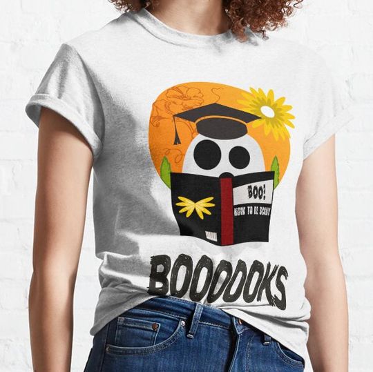 Discover books boo! T-shirts