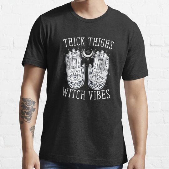 Discover Thick Thighs Witch Vibes Halloween T-shirts
