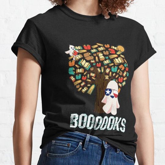 Discover Boooooks Funny boo reading book Halloween T-shirts