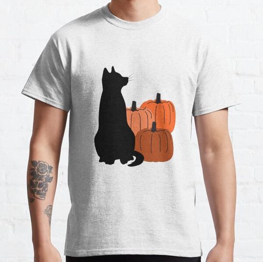 Discover Black Cat at the Pumpkin Patch T-shirts